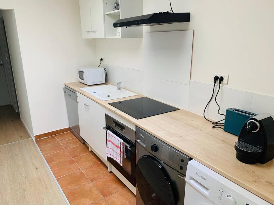 Appartement T3, Au Coeur De Montpellier, Wifi Et Climatisation Buitenkant foto